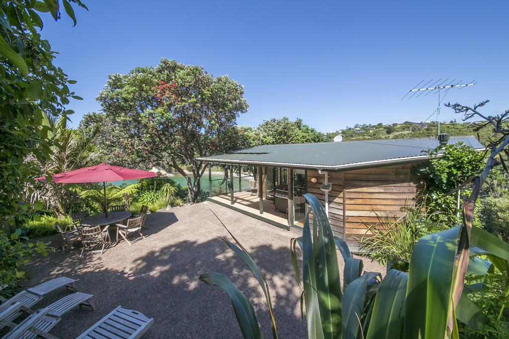 Beachfront Enclosure Bay - Waiheke Unlimited Oneroa Exterior foto